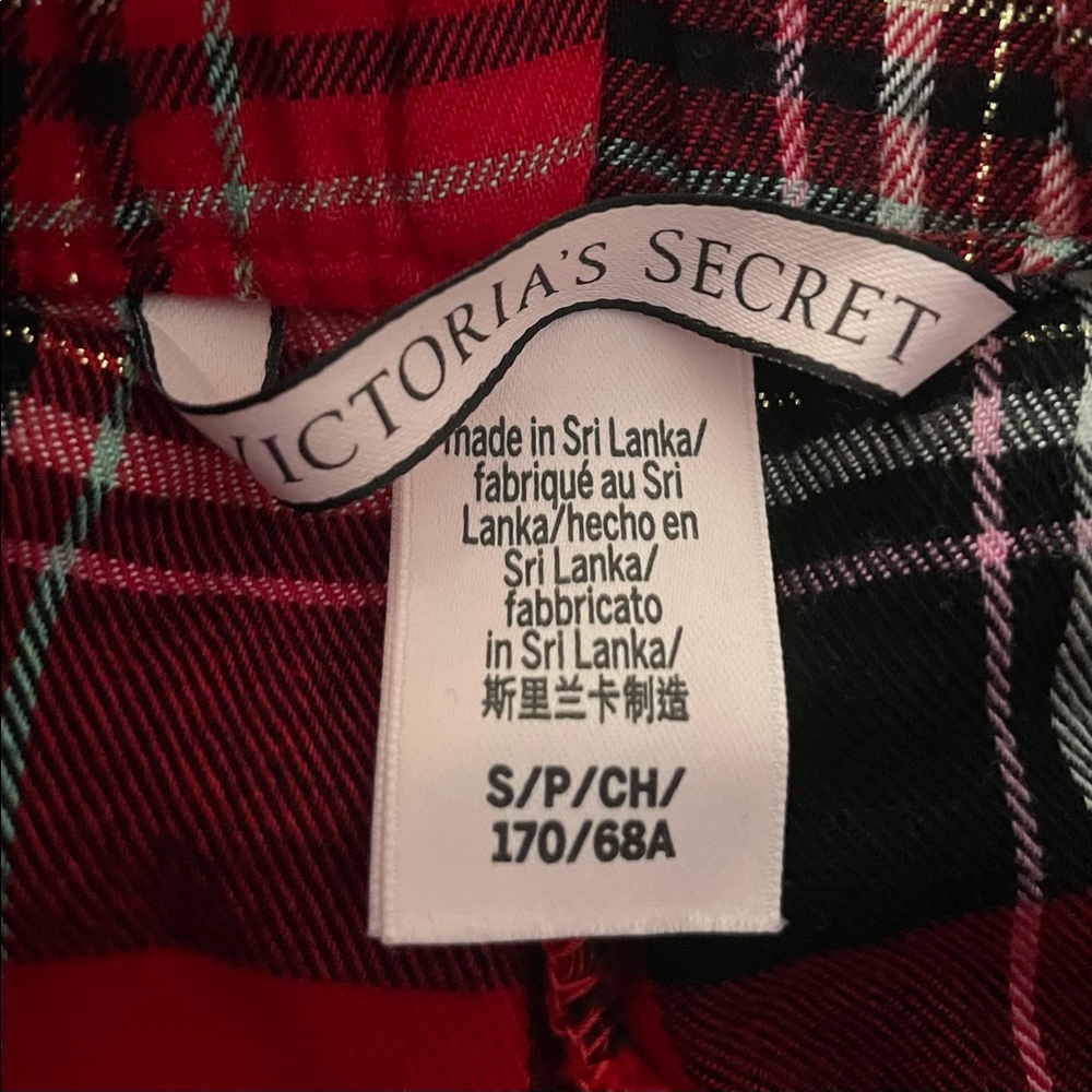 Victoria Secret Sleep Shorts - Picture 2 of 4